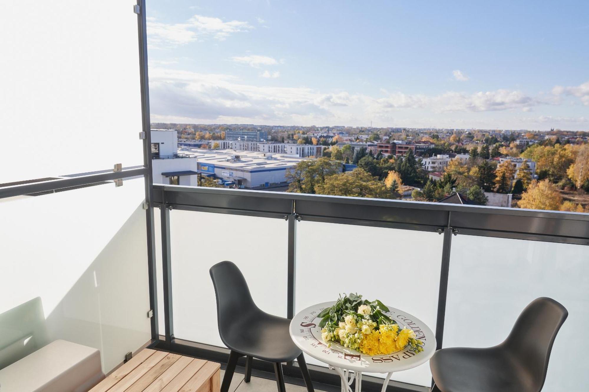 L66 Apartments Warszawa Eksteriør billede